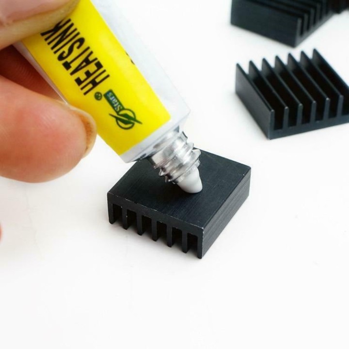 Colle silicone blanche 5gr haute température Heatsink