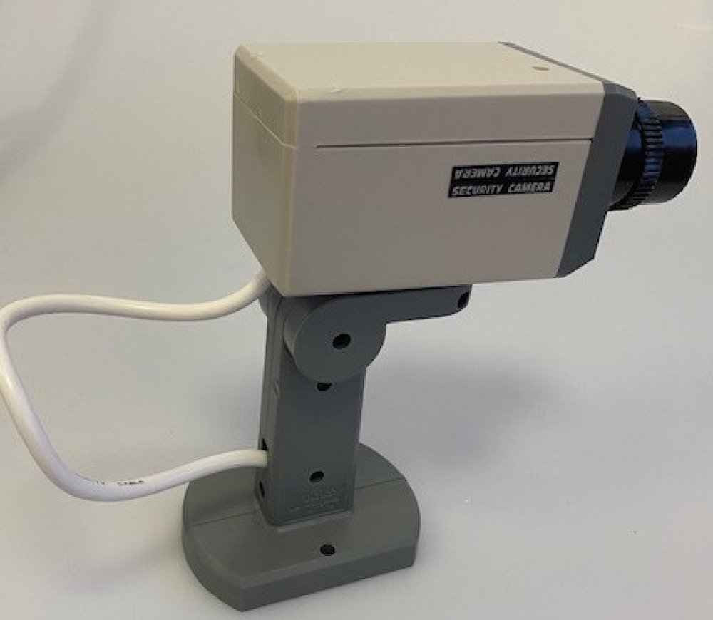 Drehende kamera attrappe mit led und halterung dummy kamera kamera attrappe dummy kamera