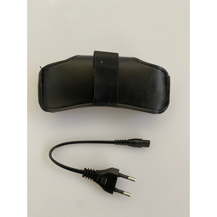 Schocker-Zap-Waffe Elektrische Entladung + LED-Taschenlampe S39 TW-1803 wiederaufladbarer Tazer Taser