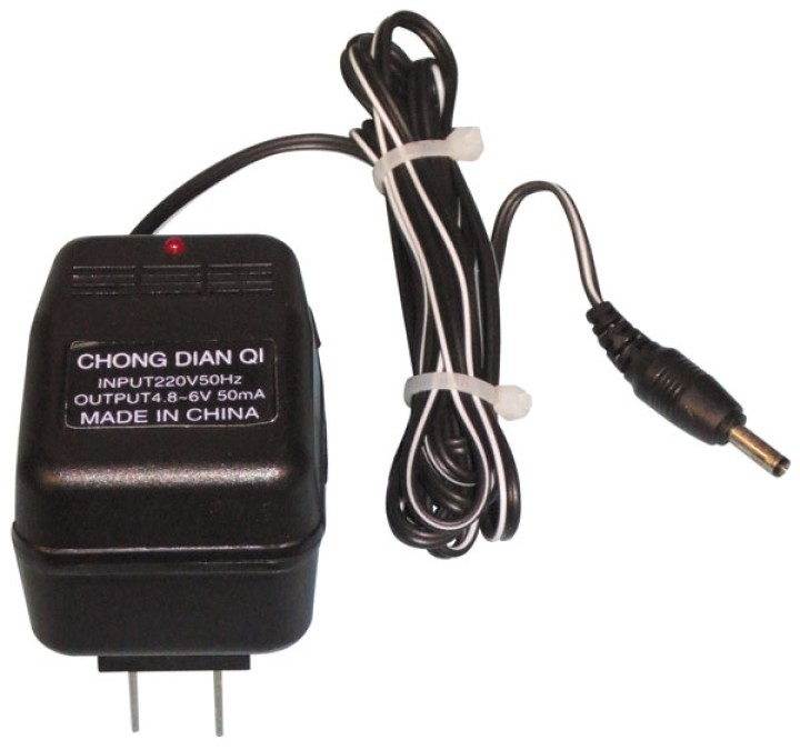 Cargador de bateria recargable 220vca 4,8 à 6vcc 50ma para matraque electrique matlr jr international - 1