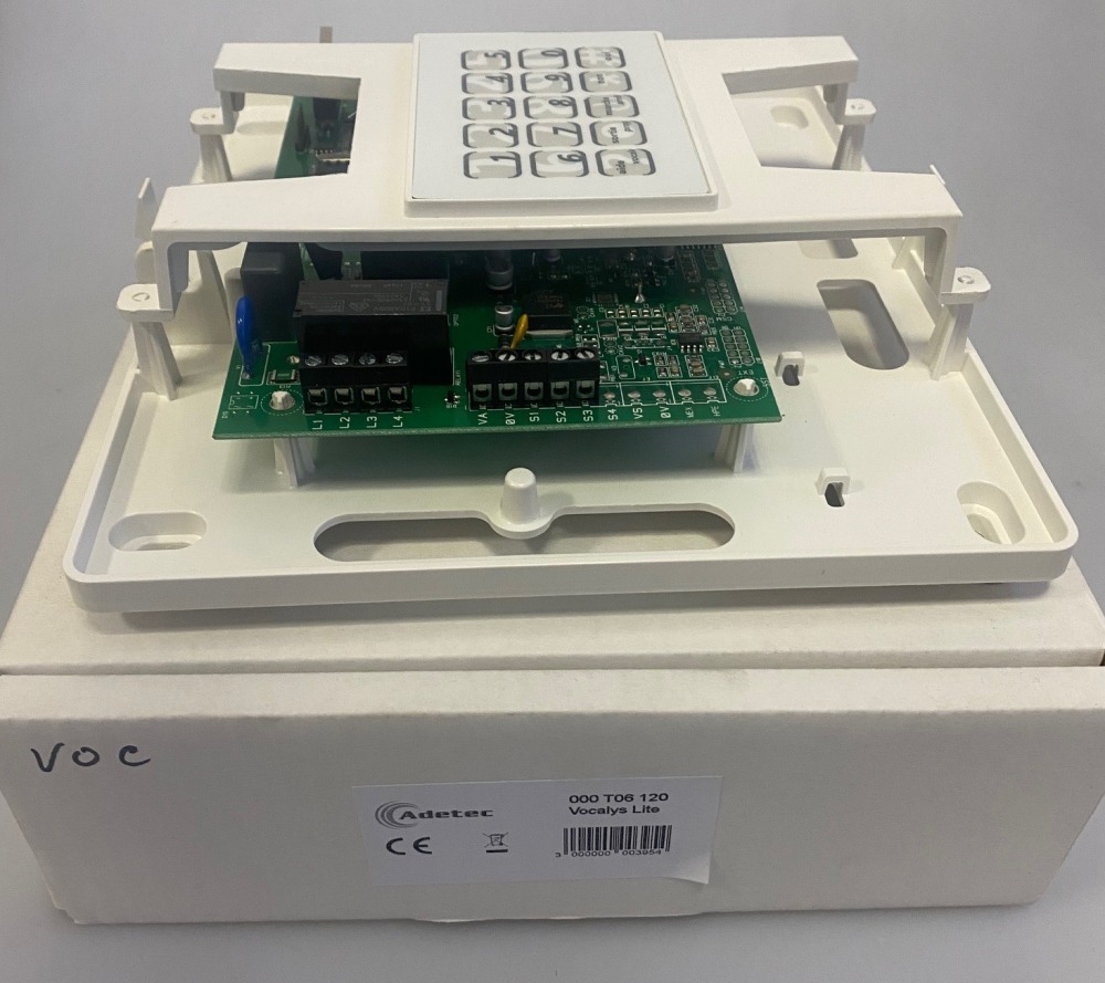 Transmetteur alarme telephonique composeur 4 numero message vocalys lite t06120