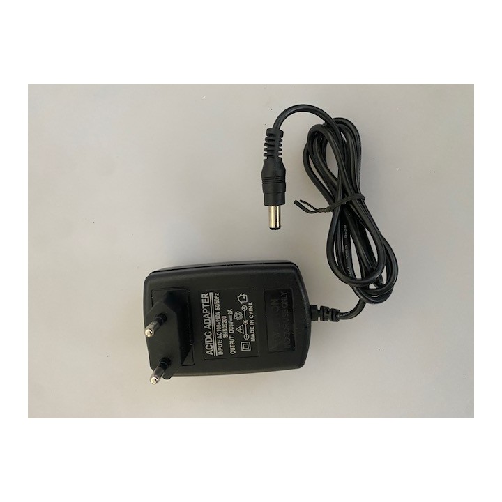 Adattatore di alimentazione 110v 220v a 9v1a 1.2a 1.5a 2a 5,5 x 2,1 millimetri jack convertitore