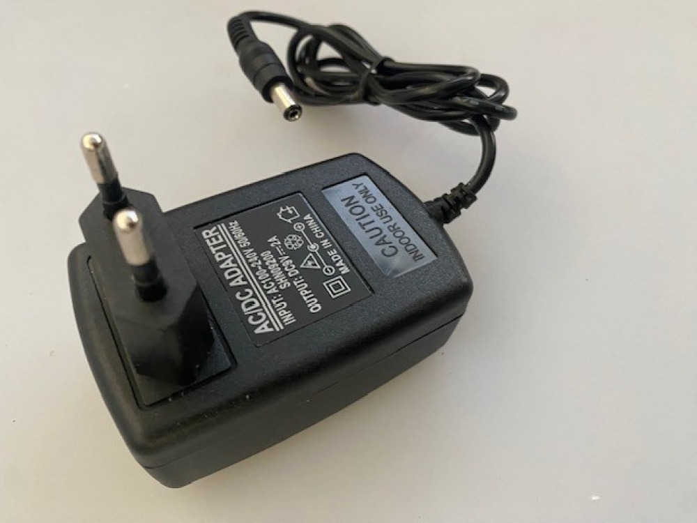 Adaptador de corriente 110v 220v 9v 1a 1.2a 1.5a 2a 5,5 x 2,1 mm jack convertidor