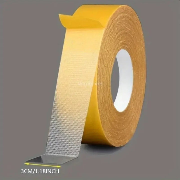 Nastro biadesivo extra forte 3 cm x 5 m, nastro a rete super resistente e impermeabile per tappeti e libri
