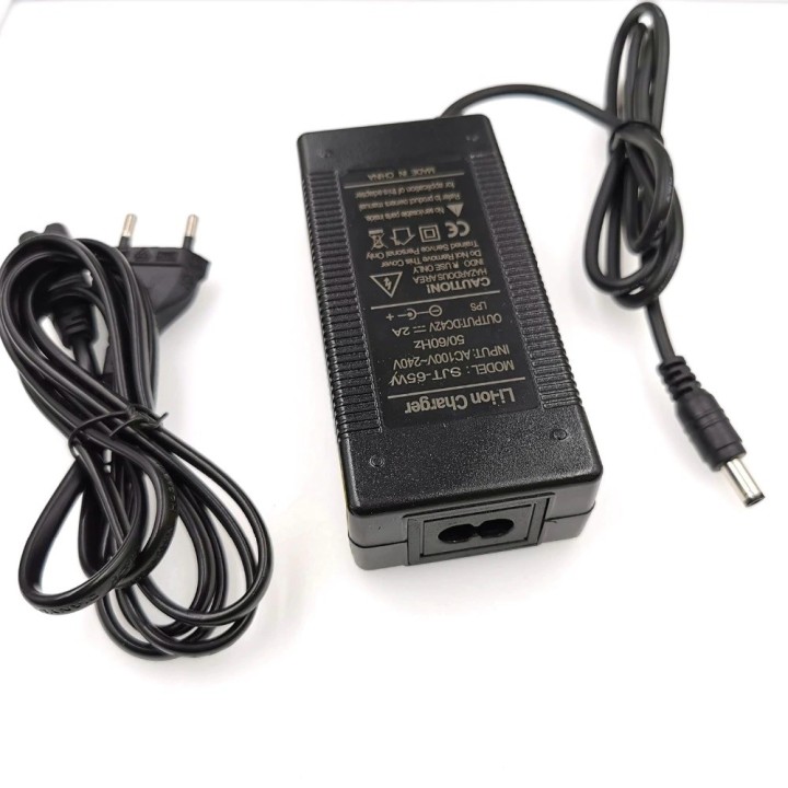 Cargador de baterías de litio de 110 V a 220 V a 42 V, 2 A, 5,5 x 2,1 mm