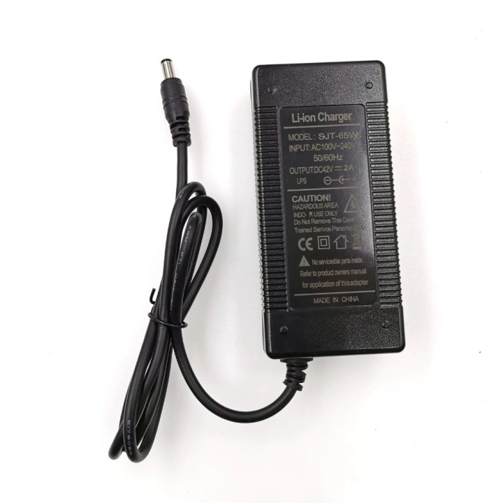 Caricabatterie per batterie al litio da 110V a 220V a 42V 2A 5,5x2,1mm