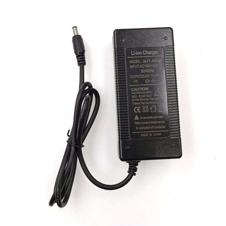Chargeur 110v 220v vers 42v 2a 5.5x2.1mm batterie lithium