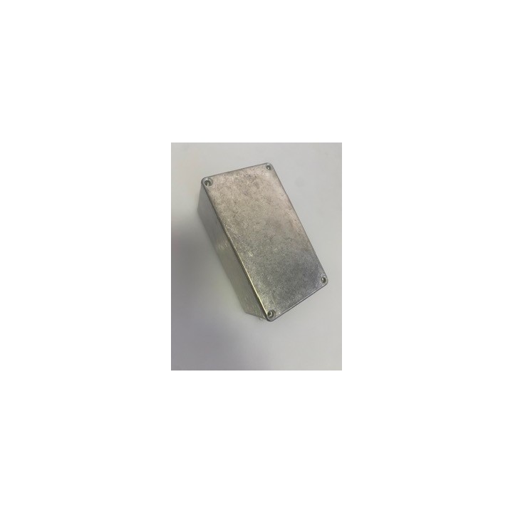 Caja estanca de aluminio con brida