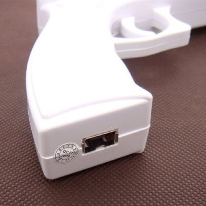 Gun suitable for wii with laserpointer konig - 1