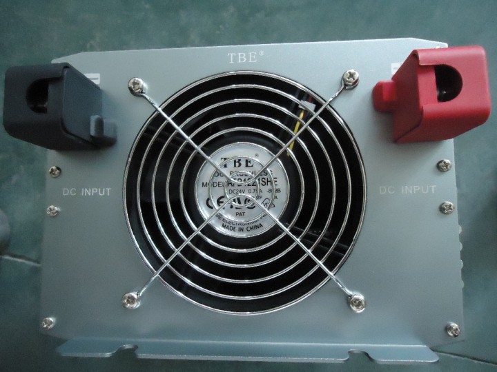Sinusahnlicher wechselrichter 3000w 24vdc eingang 230vac ausgang 24v 210v 220v 230v 240v schutzkontakt (franzosisches system) jr