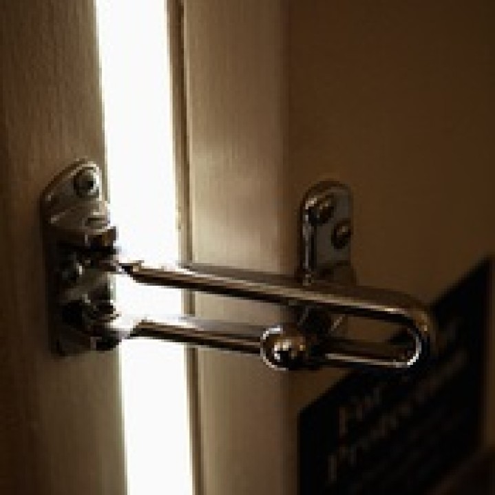 Hasp puerta apartamentos villa chainlets cadena de seguridad dg001-pc jr international - 1