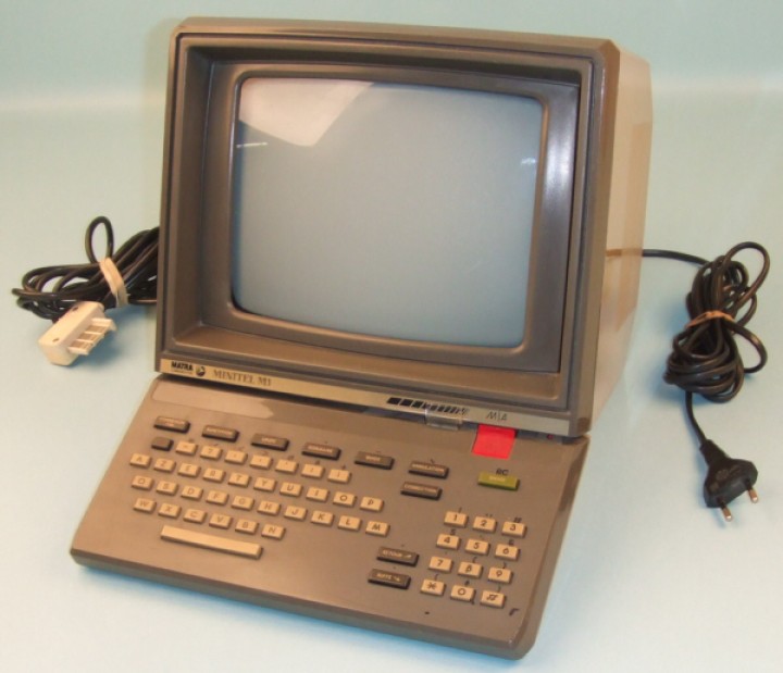 Minitel directory matra communication telematics service phone telephony m1 jr international - 1