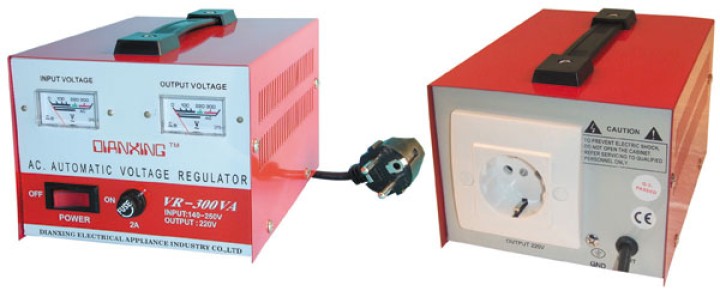 Regolatore di tensione 220vca + 5% 300va vr300va stabilizzatore elettrico alimentazione elettrica regolata jr international - 1