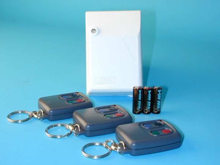 Domotic pack composed with 3 r4t remote control + 1r4 channel receivers domotic appliance packs kits domotic packs kits domotic 