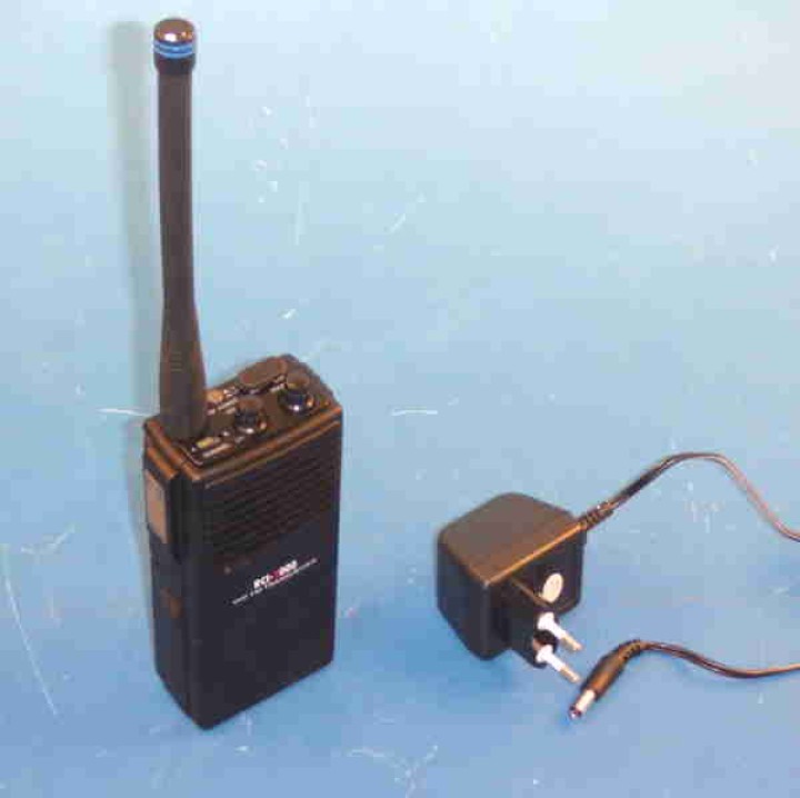 Walkie talkie 135 170mhz 2 canales 2 watts jr international - 1
