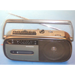 Radio cassette (2 2r20p + k760 not included) available at ags