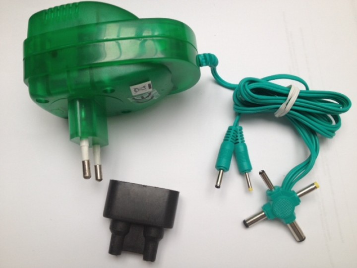 Einsteckbarer adapter elektrische stromversorgung 220vac 3 12vdc 300ma 2.5v 3.5v 5.5v 6.5v 8.5v 9.5v 10.5v 11.5v 12.5v 14v 15v n
