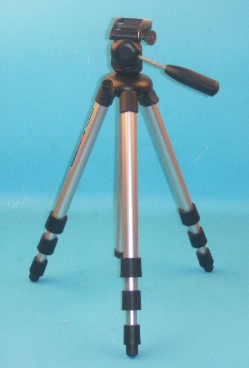Tripod manfrotto 390 junior with knee cap for camera, movie camera jr international - 1