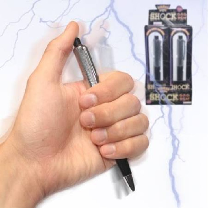 Electrifying tripping electric pen prank and jokes 8566 jr international - 5