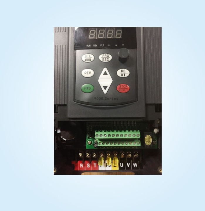 220v 4kw entrada monofásica y 220v 3 fase convertidor de frecuencia de salida / velocidad ajustable / convertidor de frecuencia 