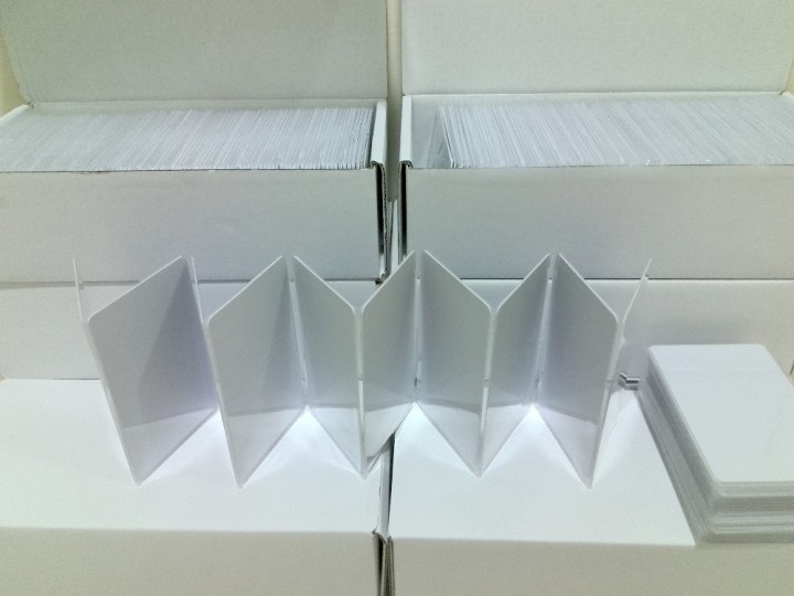 25 Scheda RFID 13.56Mhz ISO14443A MF S50 Scheda Smart di prossimità di nuova scrittura Scheda NFC 0,8 mm sottile per il sistema 