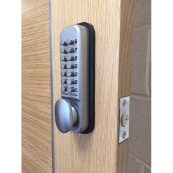 Cerradura de puerta con pulsador digital satinado cromo Borg 2201 eclats antivols - 2