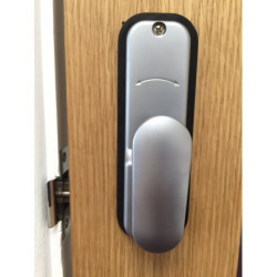 Cerradura de puerta con pulsador digital satinado cromo Borg 2201 eclats antivols - 4
