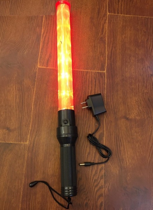 2 Wiederaufladbare Taschenlampe rot Signalisierungsverkehr Flugzeug Auto Straßenpolizei Baton jr  international - 3