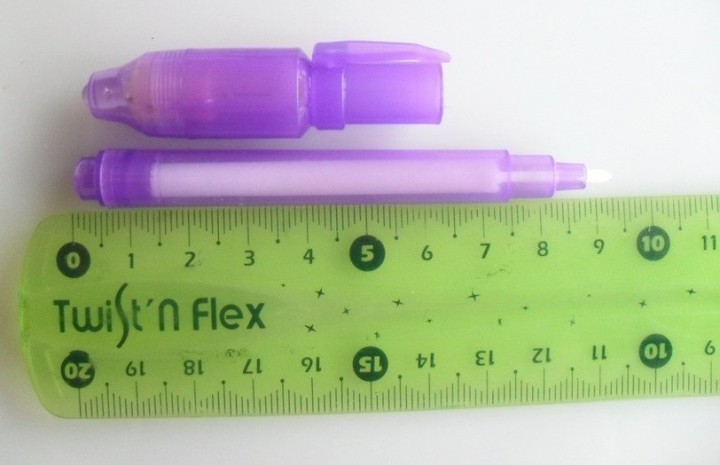 A felt pen ink ultraviolet invisible ultraviolet lamp with pink agenda jr international - 4