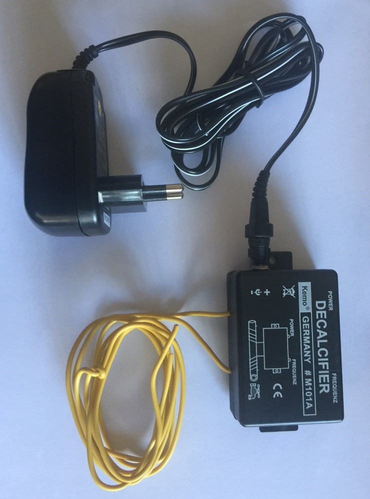 Electronic calcareous anti 220v magnetic anti tartar pipe uae swimming pool swimming pool swimming pools jr international - 1
