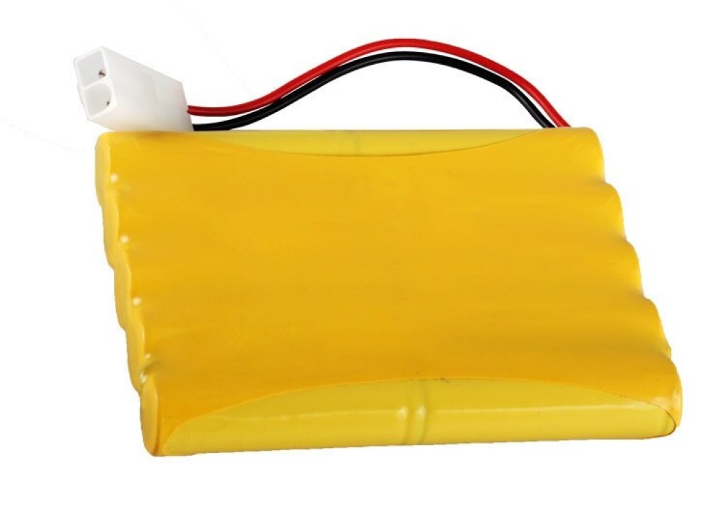Batteria ricaricabile NiCD da 12 V 700 mAh per carri armati giocattolo Carri armati Pistola per barche Robot Ni-CD AA