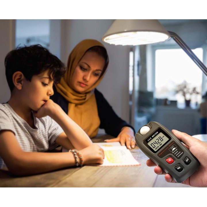 Luxmetre Numérique MT-30 Digital Testeur de Lumière Luxmètre Ecran LCD Mesure Luminosite