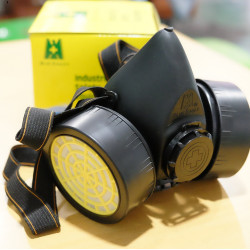 Gas mask for chemical risks nose + mouth filter gas mask gas safety  virus flu china souked - 19