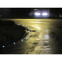2 white road stud stick solar lighting 6 led road safety traffic signage eclats antivols - 1