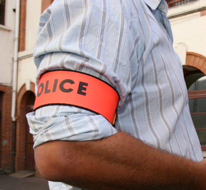 Armbinde fur polizei farbe orange fluoreszierend mit klettverschluss armbinde sicherheit armbinde jr international - 5